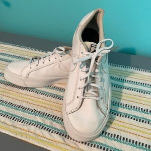 Size 7 white Nike